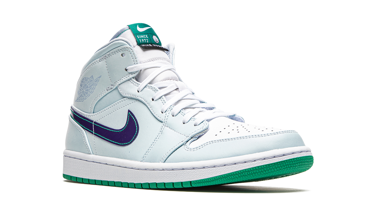 1 Mid " Hoops - Luka Doncic" CW5853 100