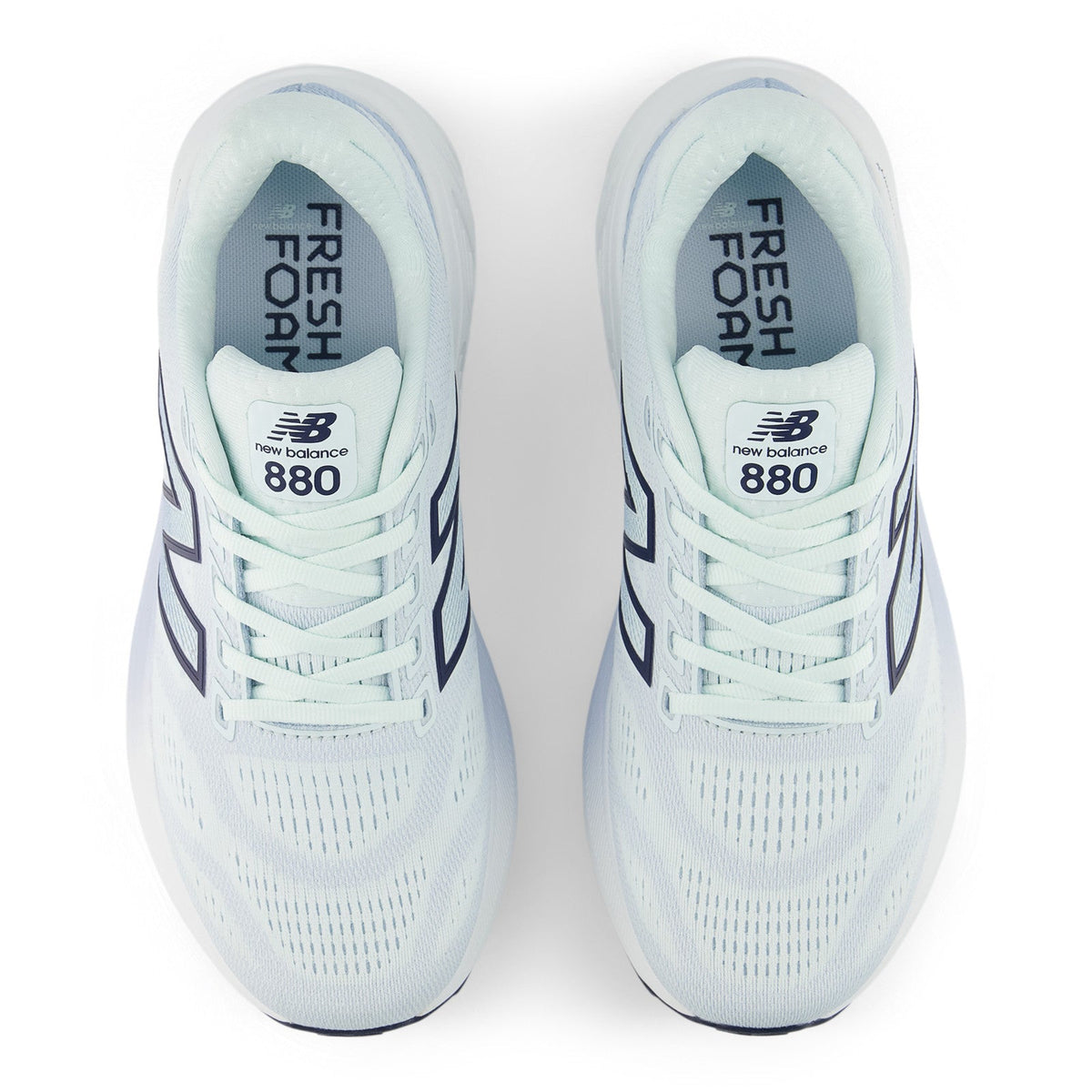Women's Fresh Foam X 880v15 in Glint Blue with NB Navy