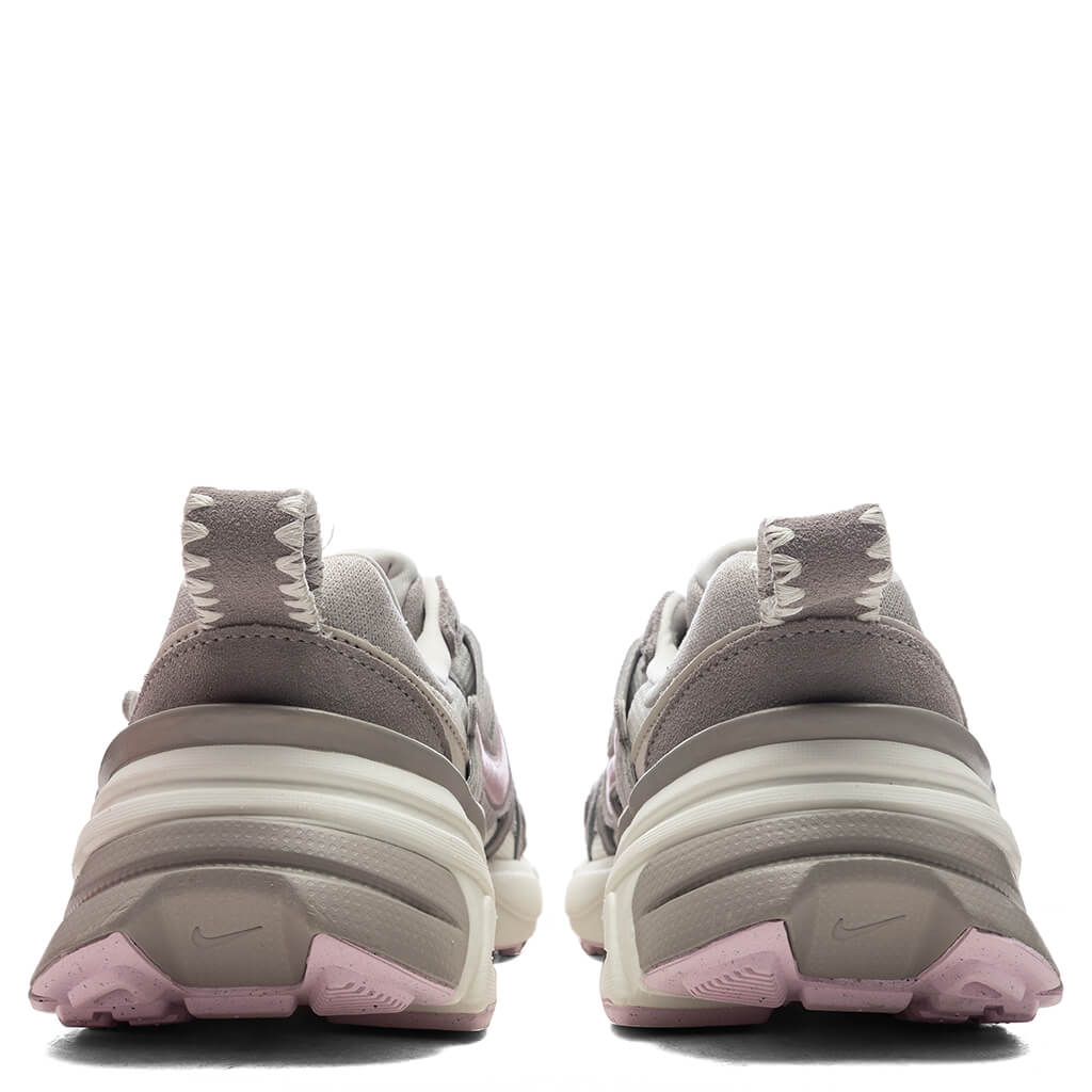 Women's V2K Run - Sail/Pink Foam - Sail/College Grey