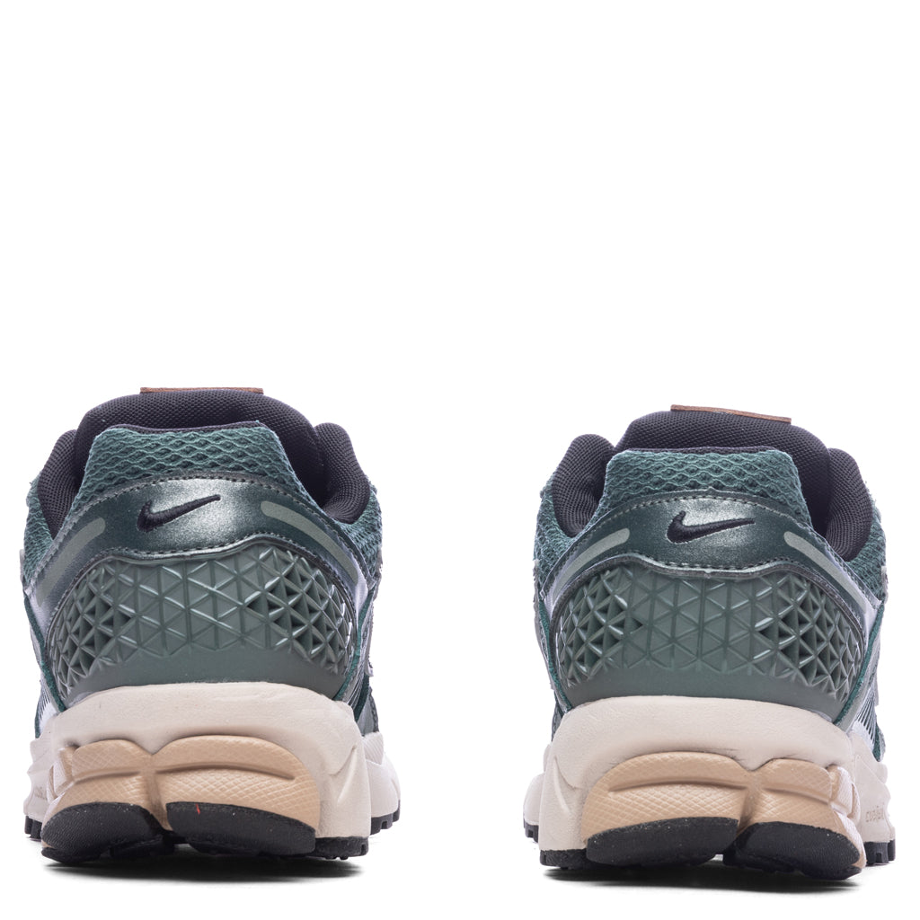 Women's Zoom Vomero 5 - Vintage Green/Chrome/Light Orewood Brown/Hemp