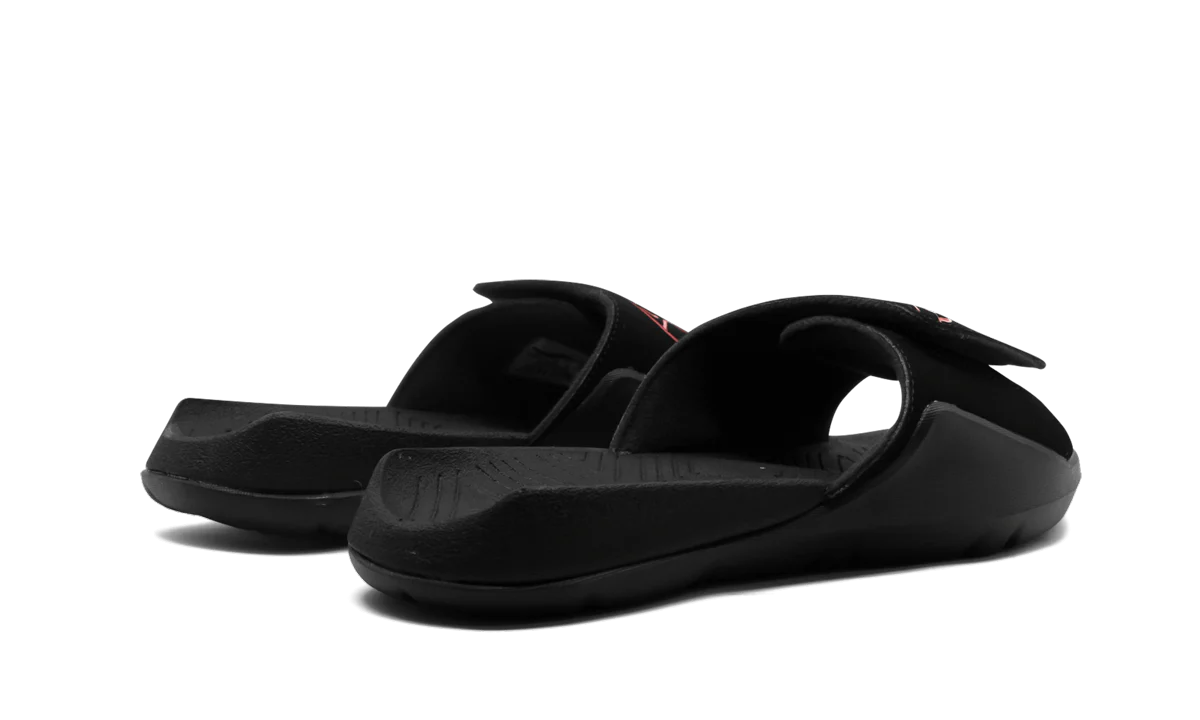 Jordan Hydro 7 "BLACK / UNIVERSITY RED-BLACK" AA2517 062