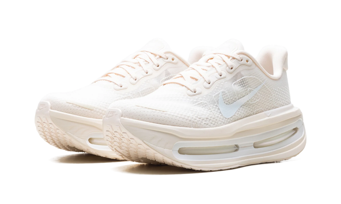 Nike Vomero Premium WMNS "Chalk" IQ8102 100