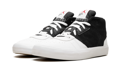 Series Mid "Black/White/University Red" DA8026 061