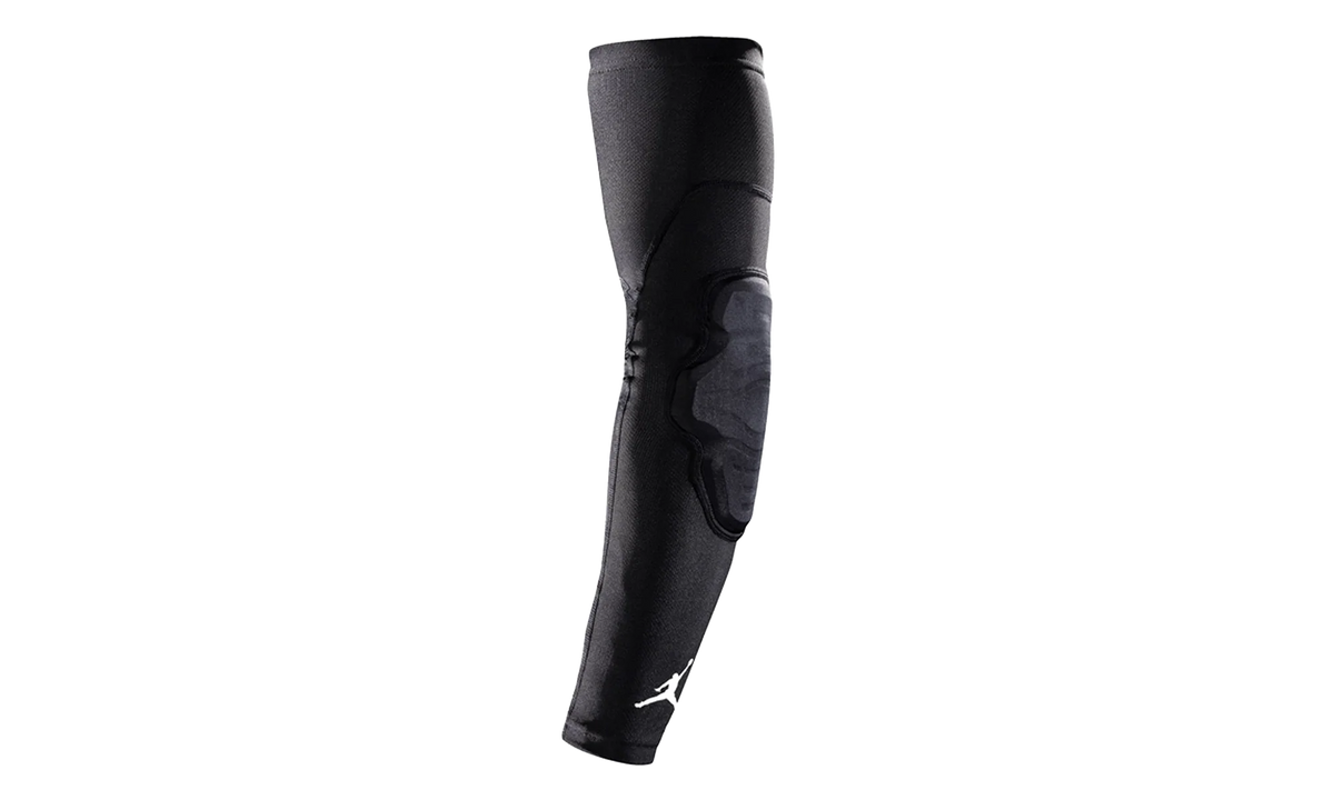 Air Jordan PADDED ELBOW SLEEVE "Black / White" J.KS.00.010
