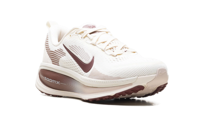 Vomero 18 WMNS "Pale Ivory Red Sepia Silt Red Dark Team Red" HM6804 108