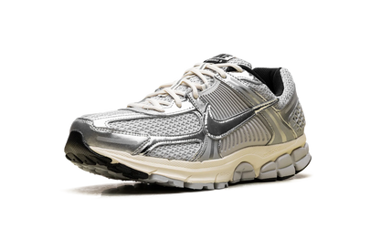 Zoom Vomero 5 "Grey Fog Chrome" IM3486 002