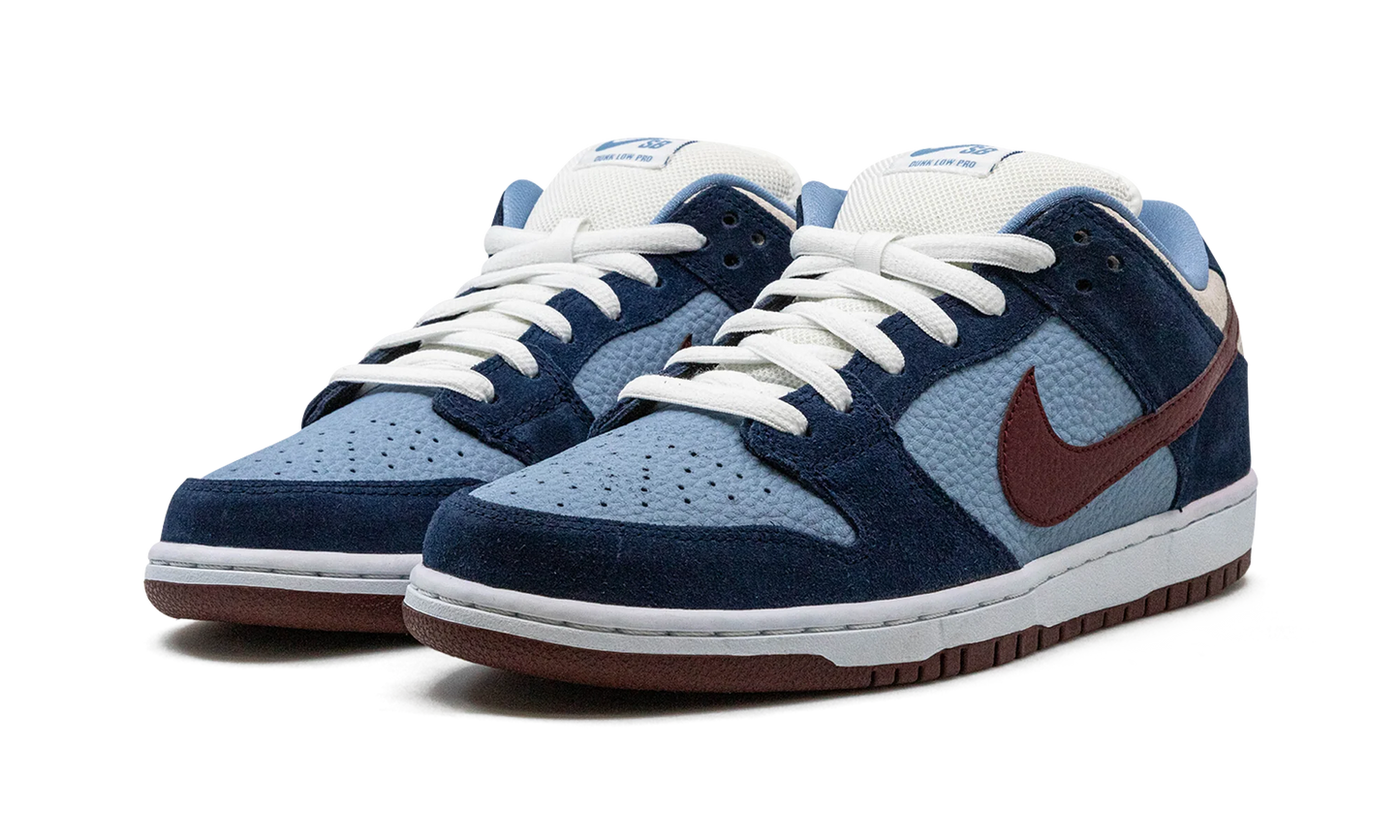 SB Dunk Low Premium "FTC Finally" 313170 463