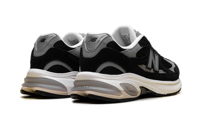 2010 "Black / Shadow Grey" U2010892