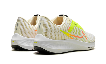 AIR ZOOM PEGASUS 40 WMNS"Coconut Milk Lime" DV3853 101