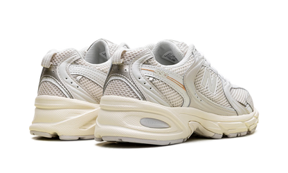 530 "Grey Beige" Mr530fta