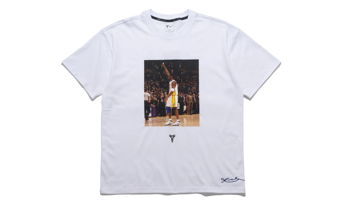 Kobe Bryant 81 Points M90 SP26 Tee "White" IO1150 100