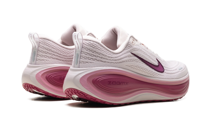 Vomero Plus Wmns "Red" HV8154 602