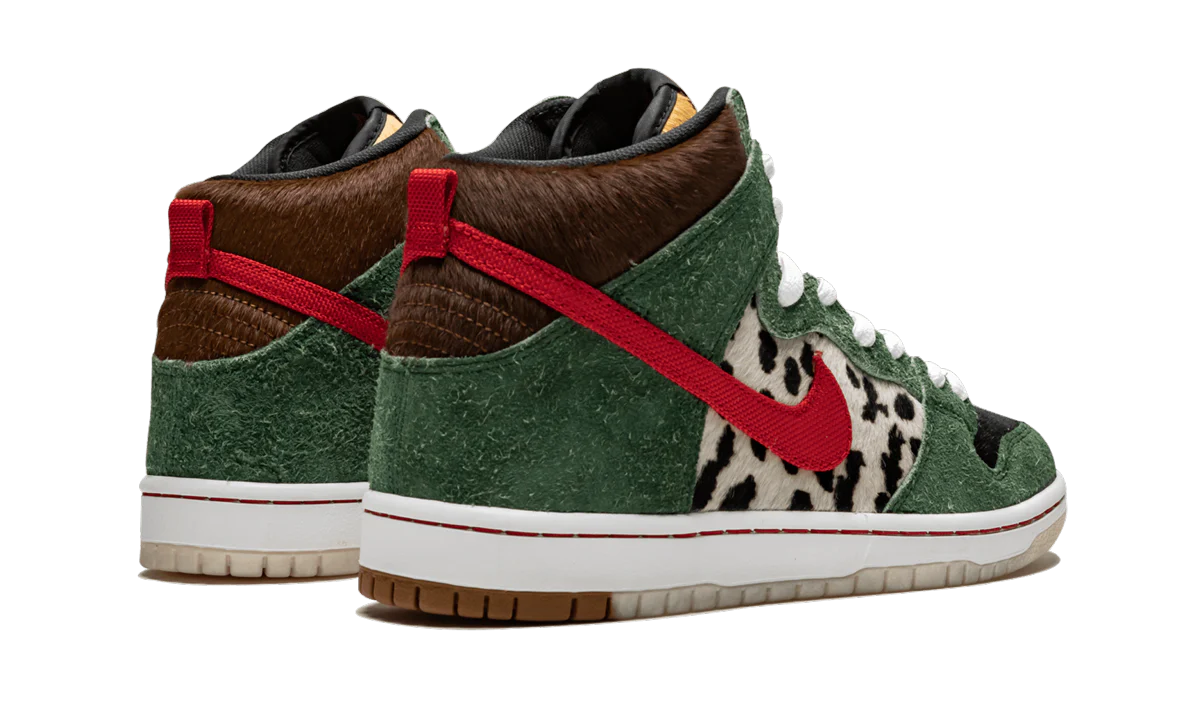 SB Dunk High Pro QS "Dog Walker" BQ6827 300