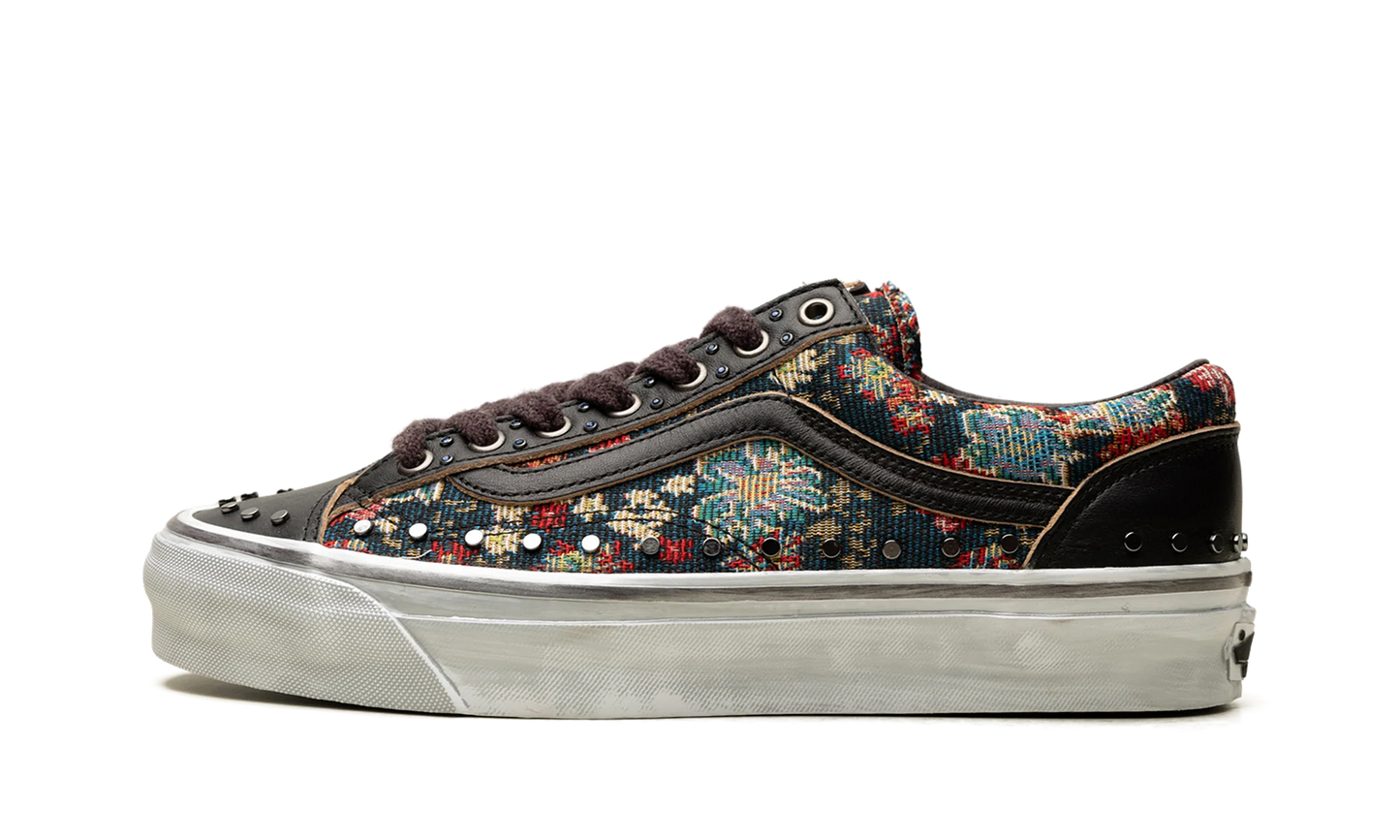 OTW Old Skool 36 Vibram "Floral Rivets Black" VN000D2GBLA