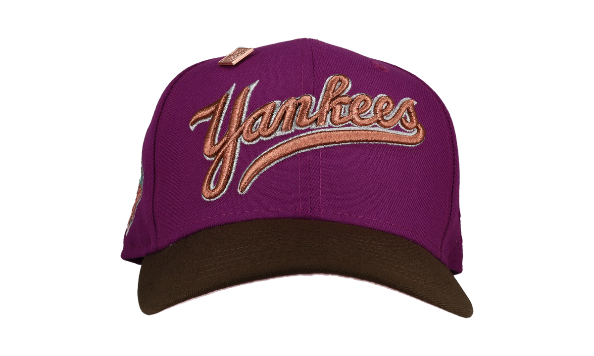 59FIFTY New York Yankees 1999 World Series Script Fitted Hat "Purple" NE255