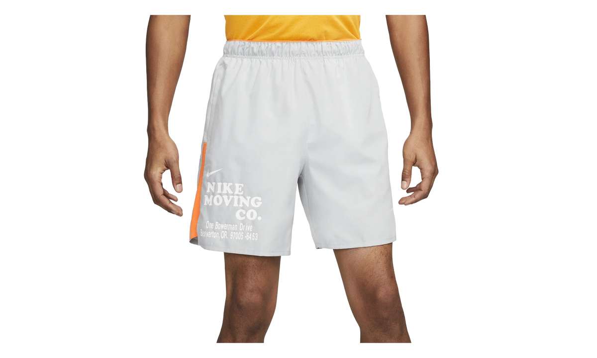 Dri-fit Challenger 18cm Unlined Versatile Shorts "Light Smoke Grey / Bright Mandarin / Black / Summit White" DX0914 077