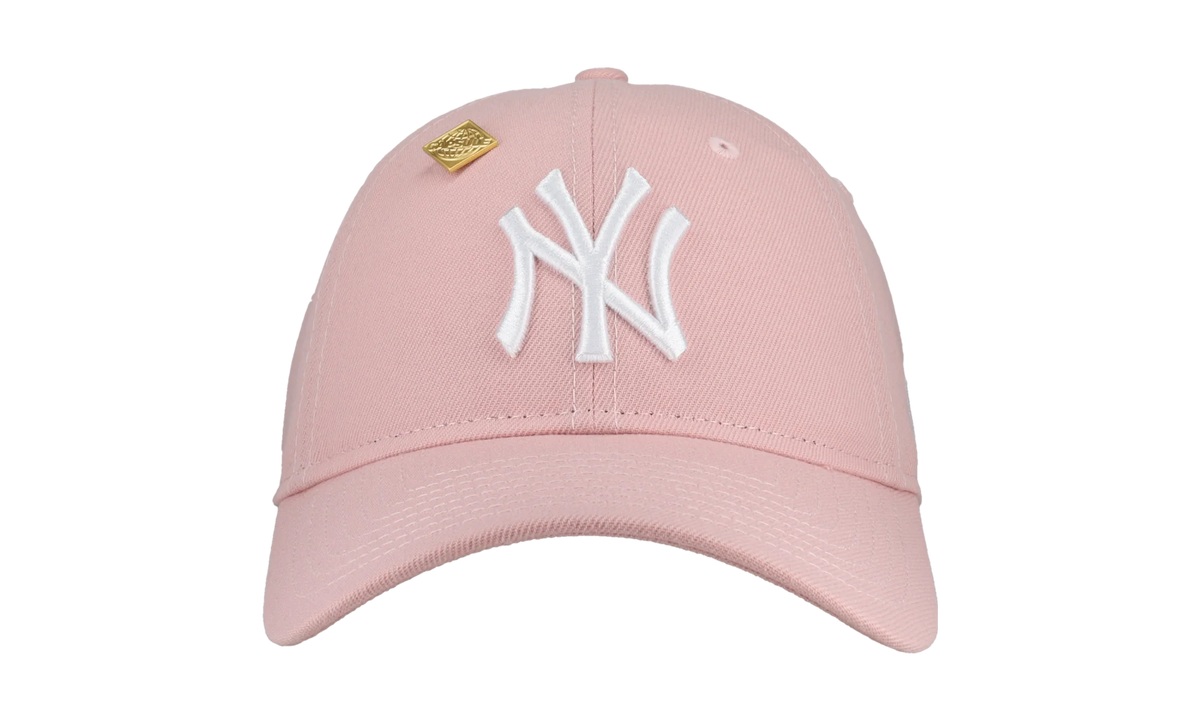 9TWENTY New York Yankees Adjustable Hat "Pink Rogue" NE307