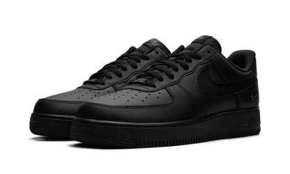 Air Force 1 '07 LV8 "Triple Black Ripstop" IH4452 001