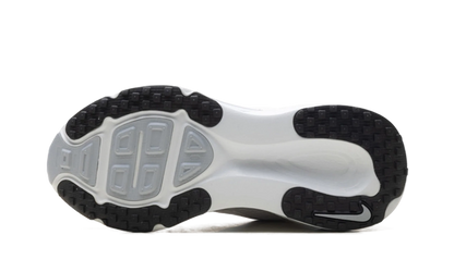 Vomero 18 WMNS "Vast Grey Summit White" HM6804 007