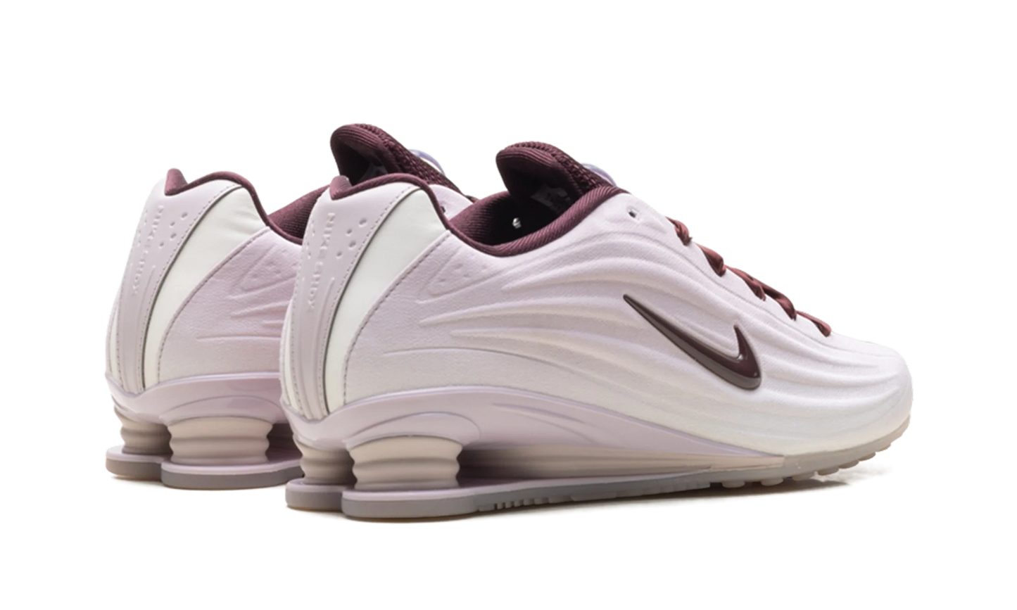 Shox Z SE WMNS "Particle Rose Burgundy Crush" IQ3364 627