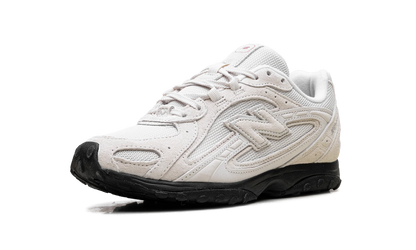 204L "Year of The Horse - White" U204L8OV