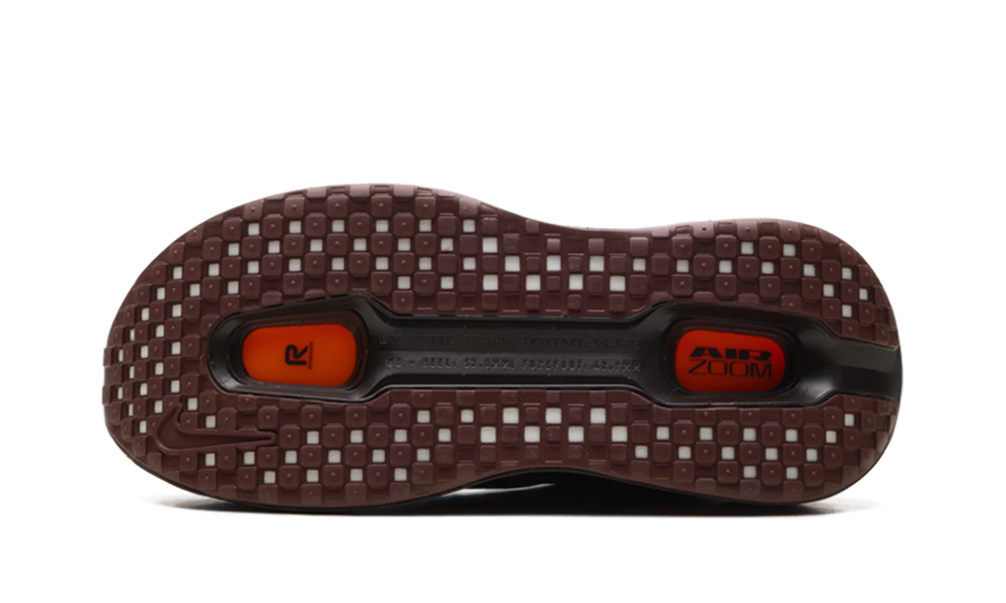 Vomero Premium "Renegade" IQ7314 200