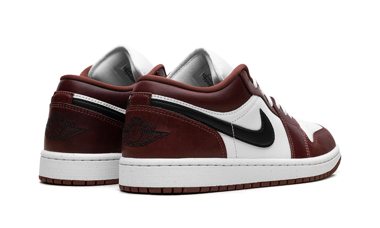 1 Low SE "Dark Pony" HF3148 102
