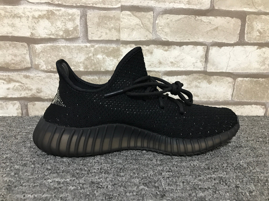 Boost 350 V2 Core Black White