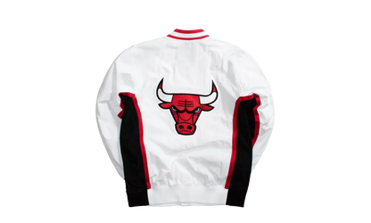 NBA Authentic Warm Up Jacket "1996 Chicago Bulls - White" AWJKCP19042 CBUWHBK96