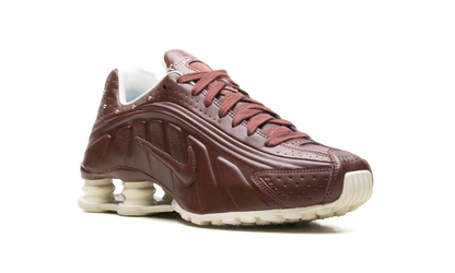 Nike Shox R4 WMNS "Dark Pony" IM6690 220