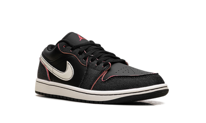 Air Jordan 1 Low SE "Black/Black/Racer Pink/Pale Ivory" IR0842 010