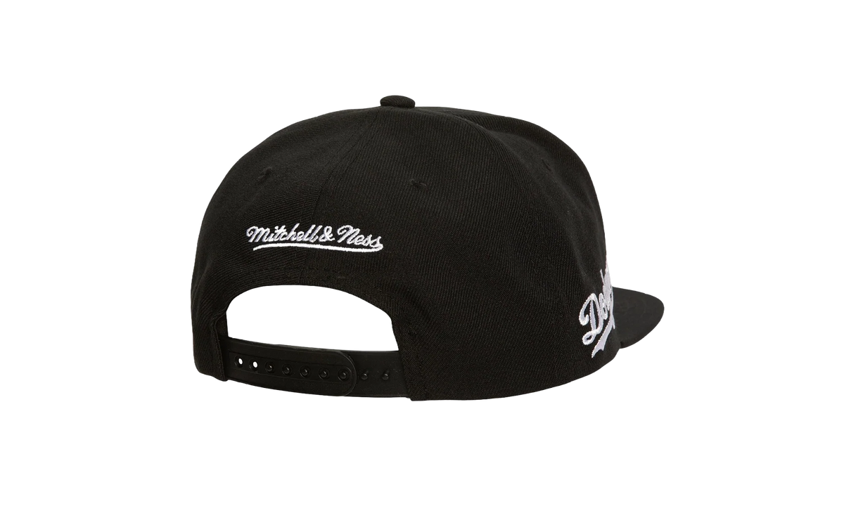 MLB Evergreen Black White Snapback Cap "Los Angeles Dodgers - Black" HS8544 LADBLCK