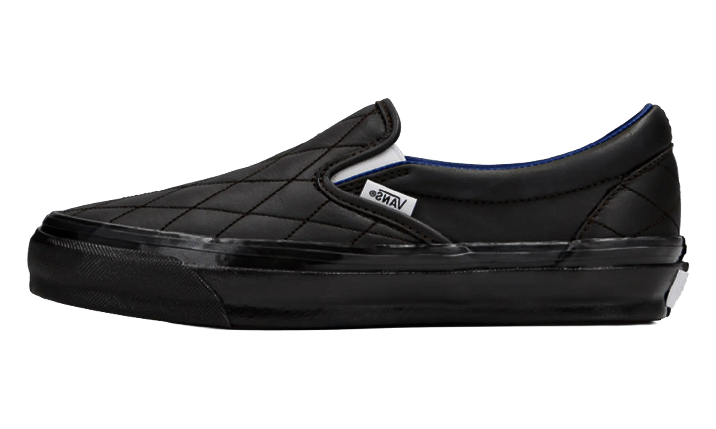LX Classic Slip-On 98 "Quilted Leather Black" VN000D9WEMV