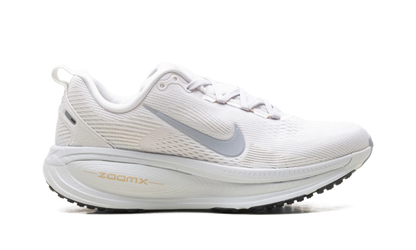 Vomero 18 WMNS "Vast Grey Summit White" HM6804 007