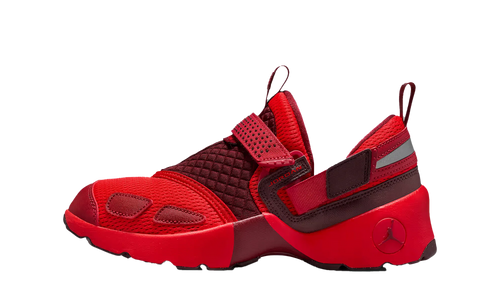 Jordan Trunner LX WMNS "Chile Red" HQ2164 601