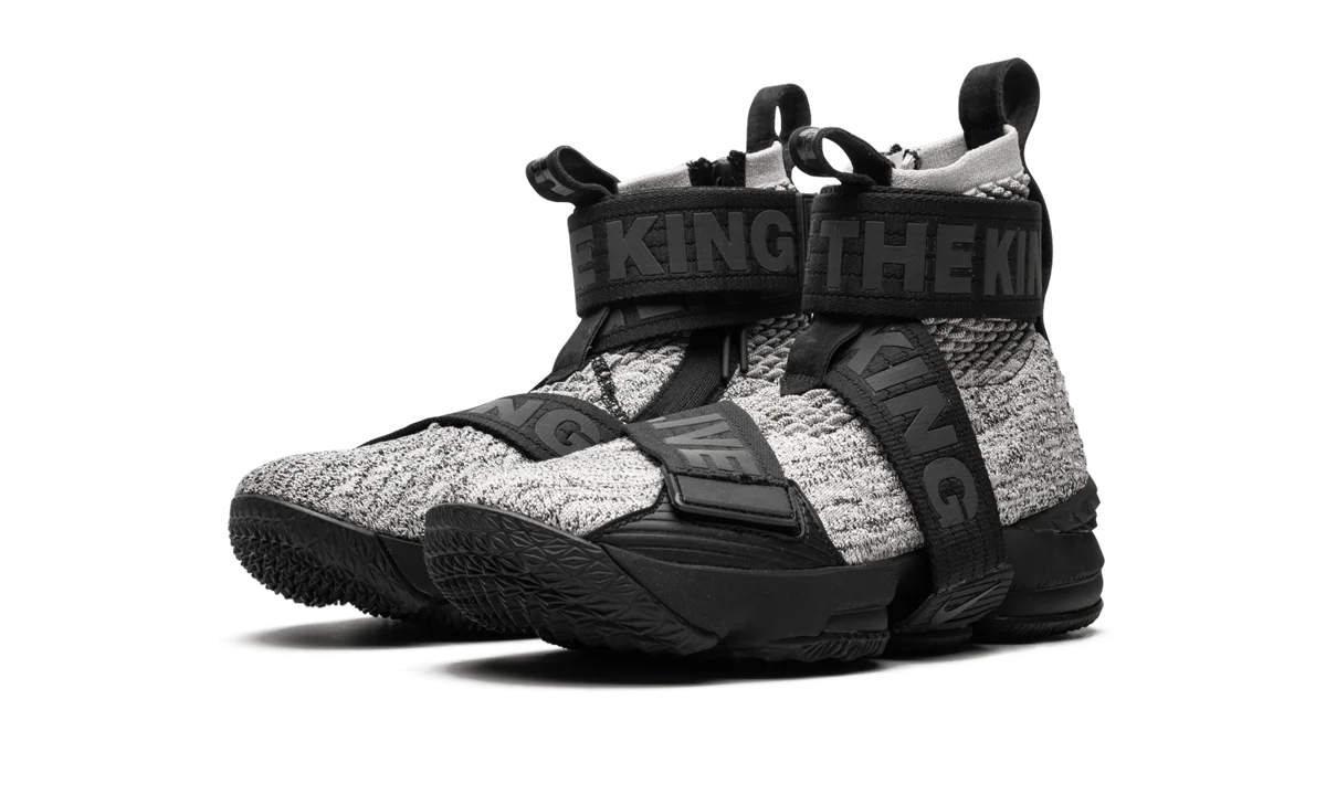 LeBron 15 Lifestyle "Kith - Concrete" AO1068 100