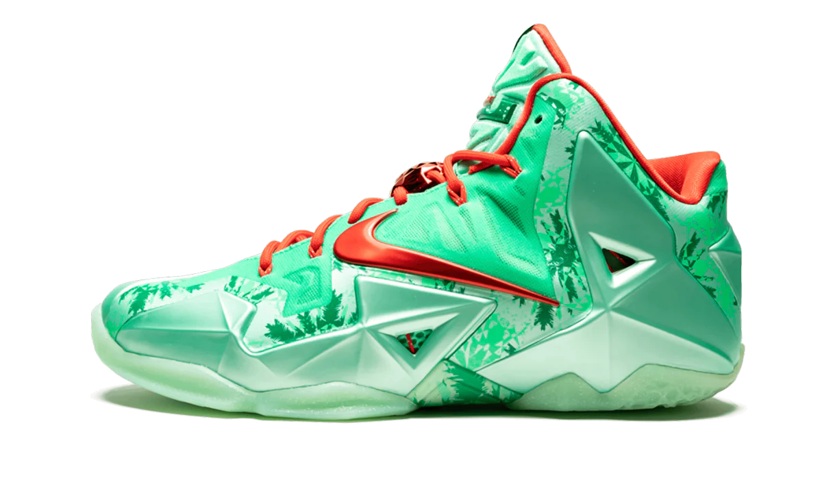 Lebron 11 "Christmas" 616175 301