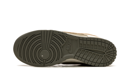 DUNK LOW WMNS"Light Bone Neutral Olive" FZ4341 100