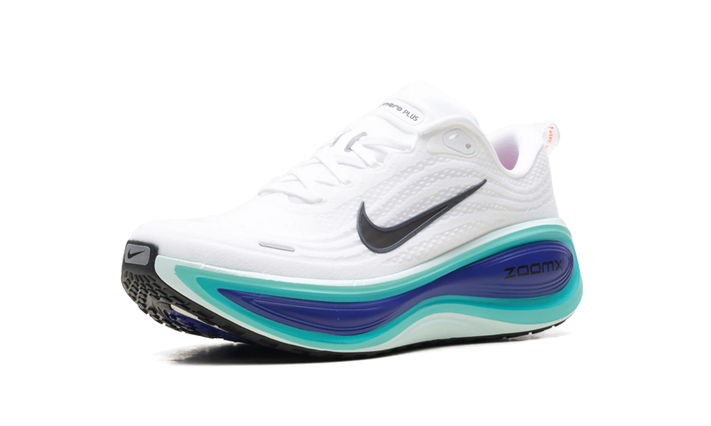 Vomero Plus "White Bright Concord Hyper Turquoise" HV8150 104