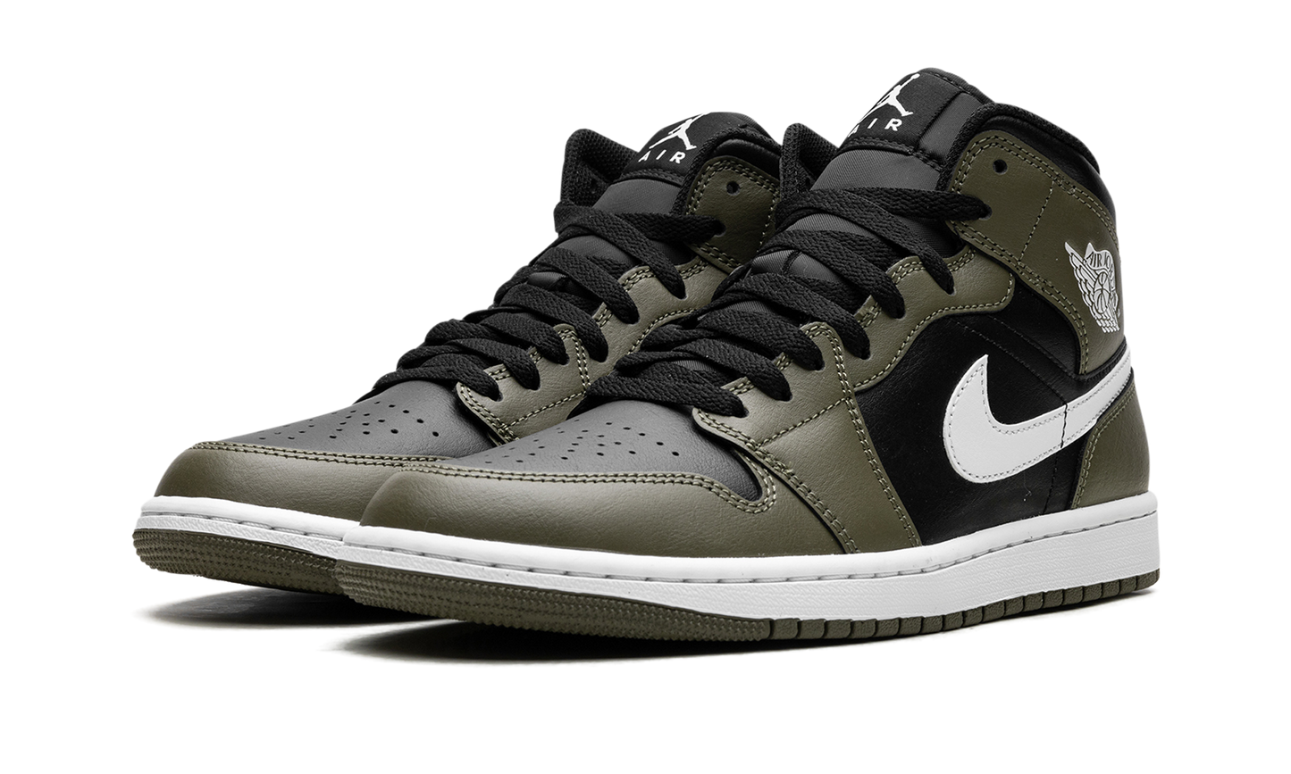1 Mid "Olive Sail" DQ8426 092