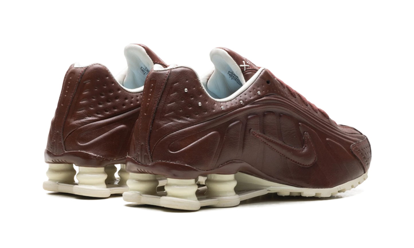 Nike Shox R4 WMNS "Dark Pony" IM6690 220