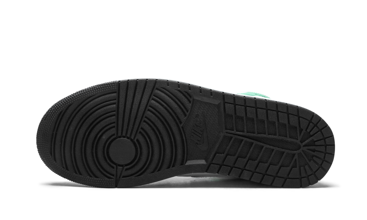 1 Mid "Island Green" 554724 132