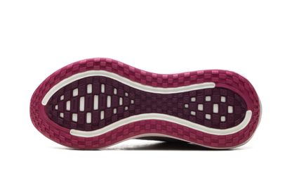 Vomero Plus Wmns "Red" HV8154 602