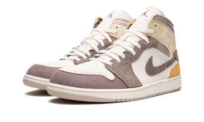 1 Mid SE Craft "Taupe Haze" DM9652 102