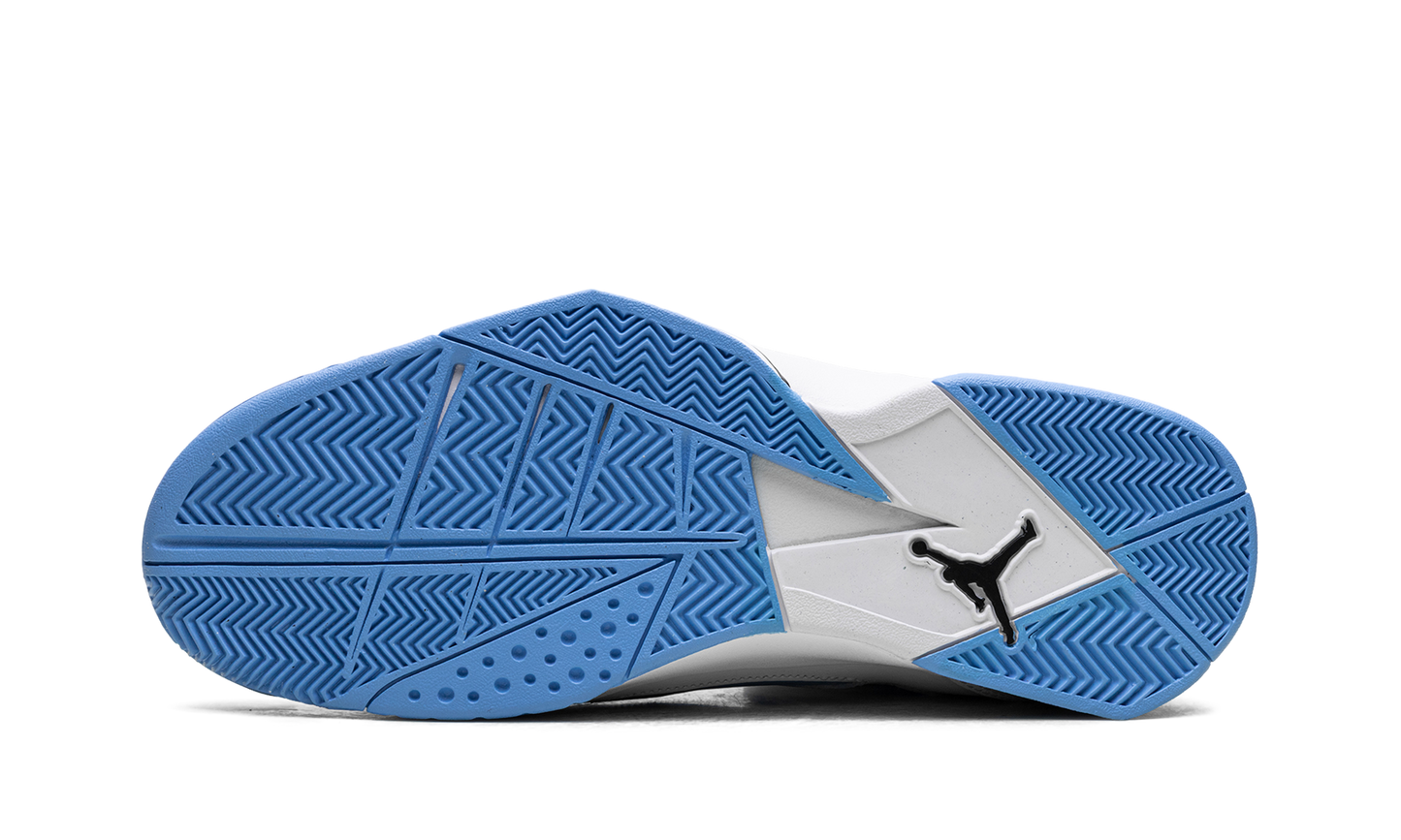 True Flight "White / University Blue" 342964 140