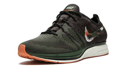 Flyknit Trainer "Velvet Brown" AH8396 202