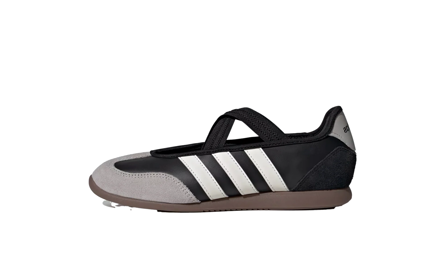 Barreda Mary Jane WMNS "Black White Gum" HQ7401
