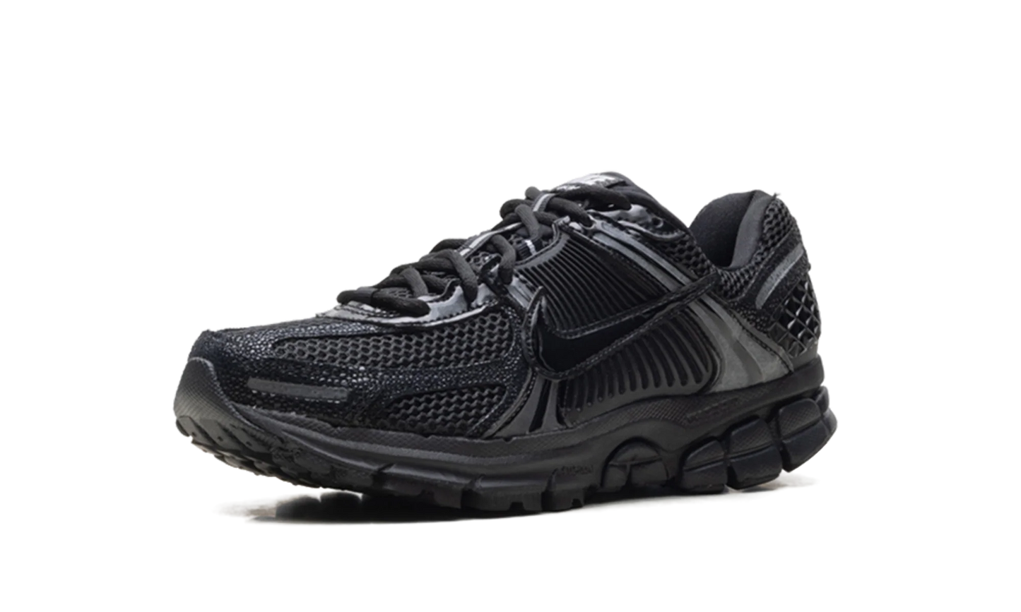 Zoom Vomero 5 WMNS "Black Patent" II6236 001