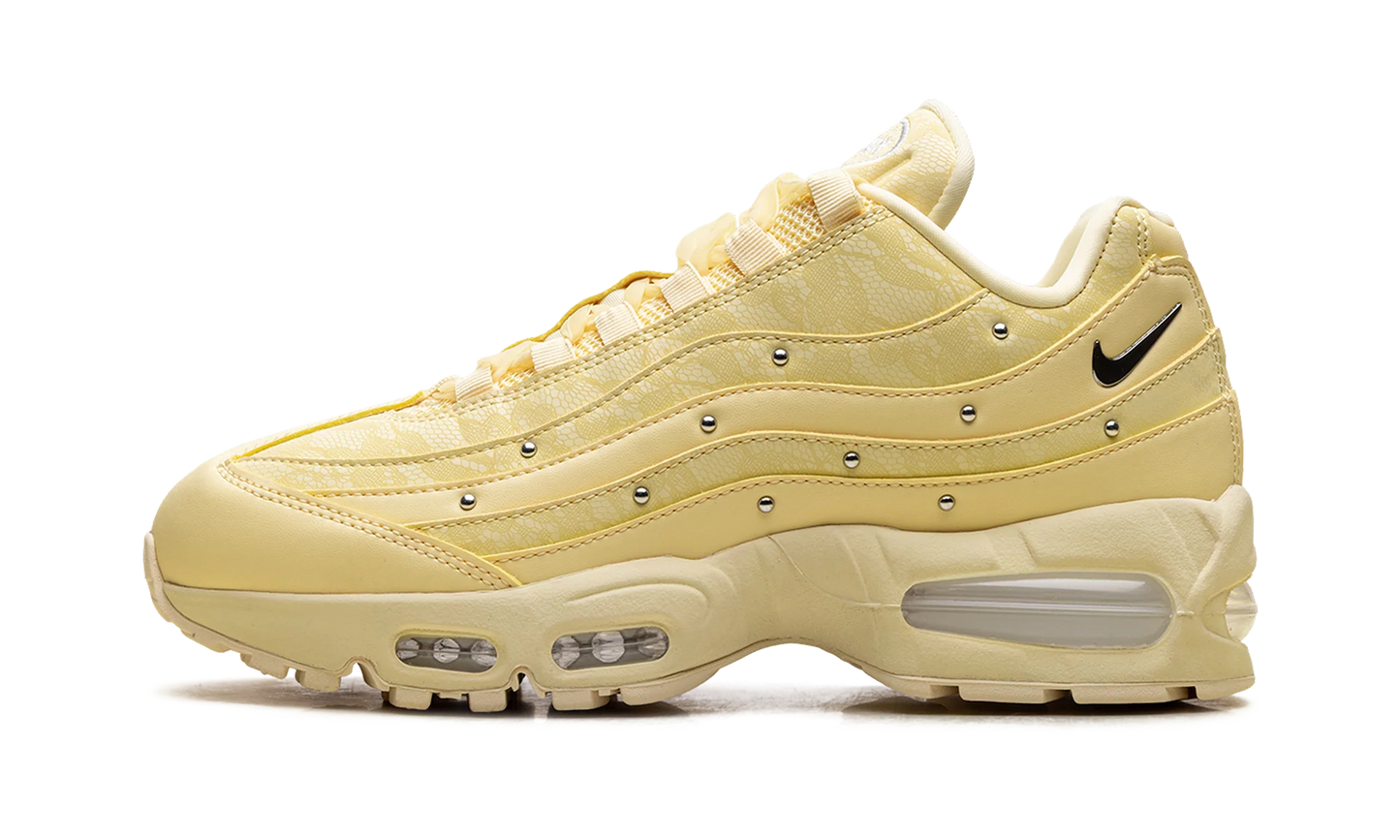 Air Max 95 WMNS "Soft Yellow Silver Studded" IQ3444 722
