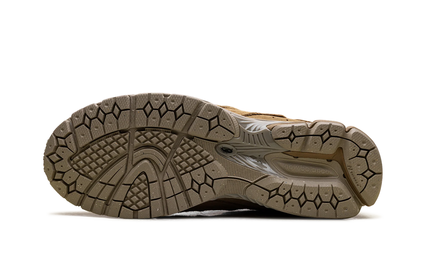 2002R Gore-Tex "Protection Pack - Stucco" U20027OI